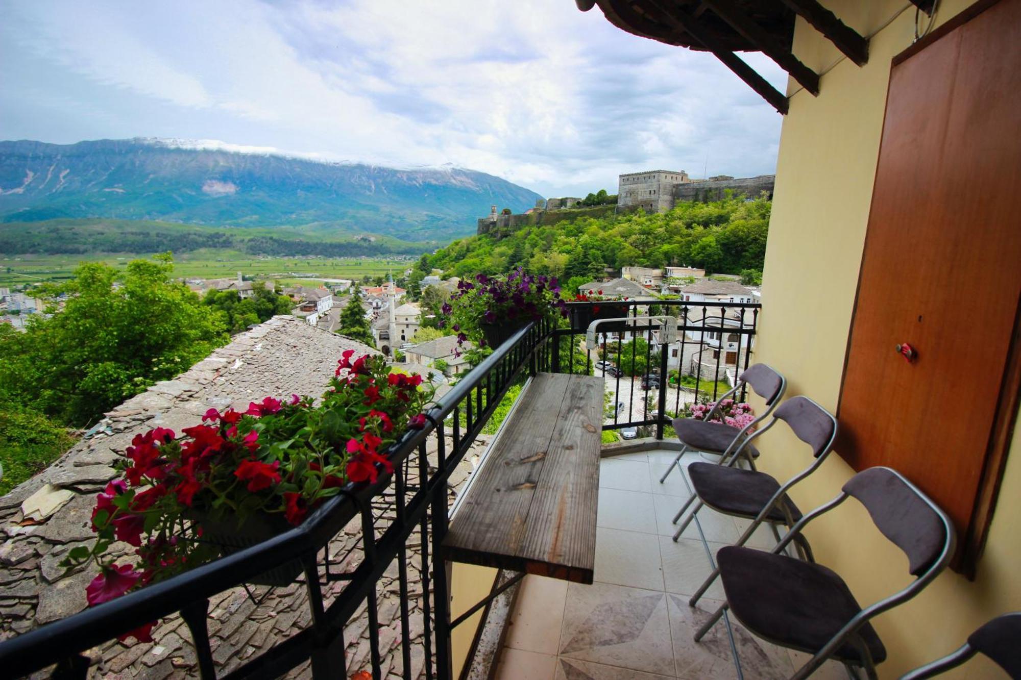 Emblematic House Apartment 2 Gjirokastra Zewnętrze zdjęcie