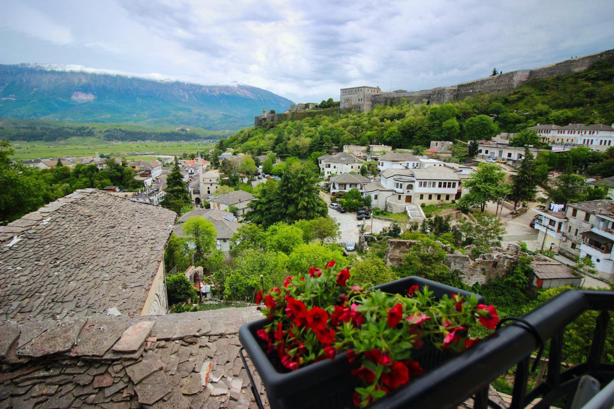 Emblematic House Apartment 2 Gjirokastra Zewnętrze zdjęcie