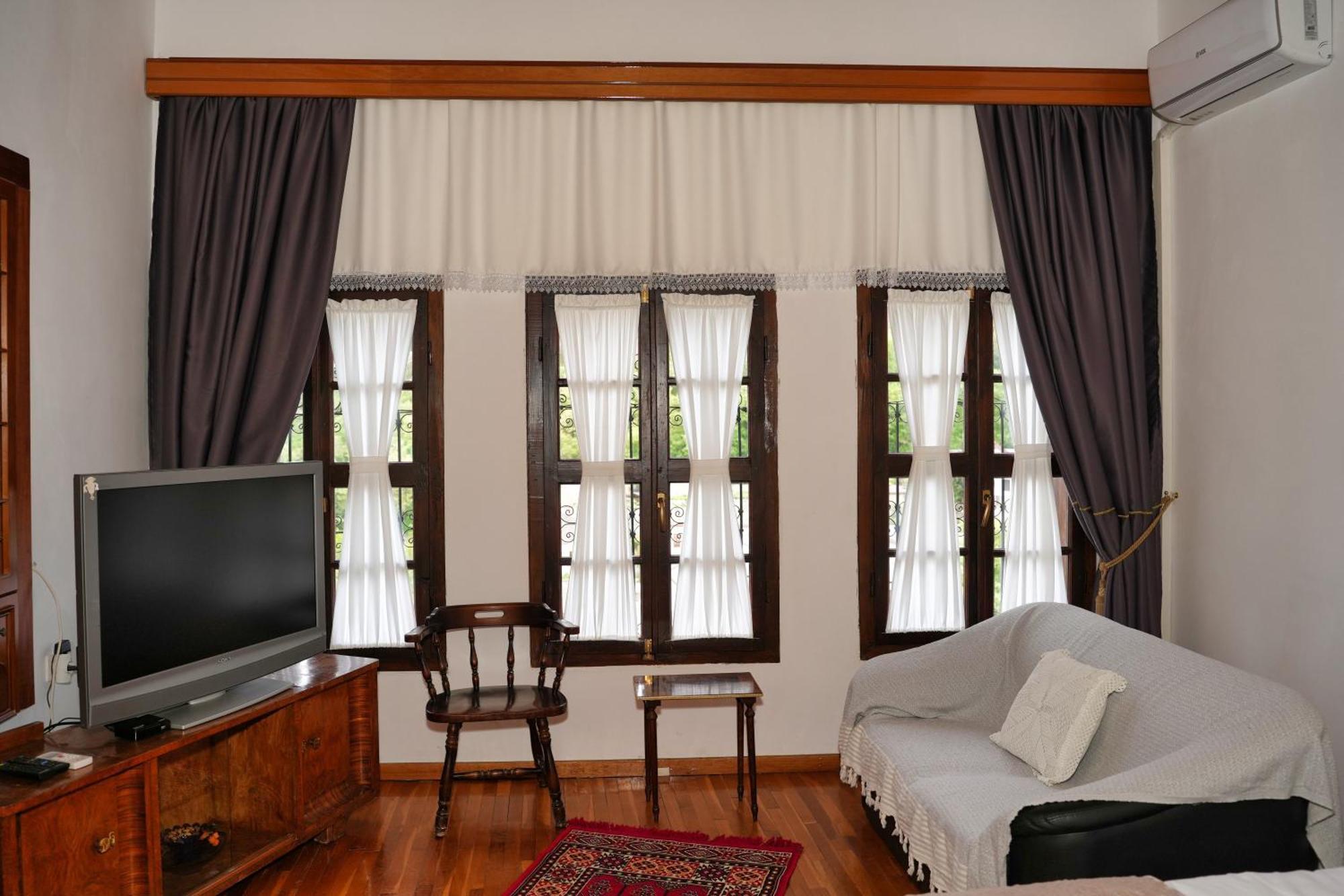 Emblematic House Apartment 2 Gjirokastra Zewnętrze zdjęcie